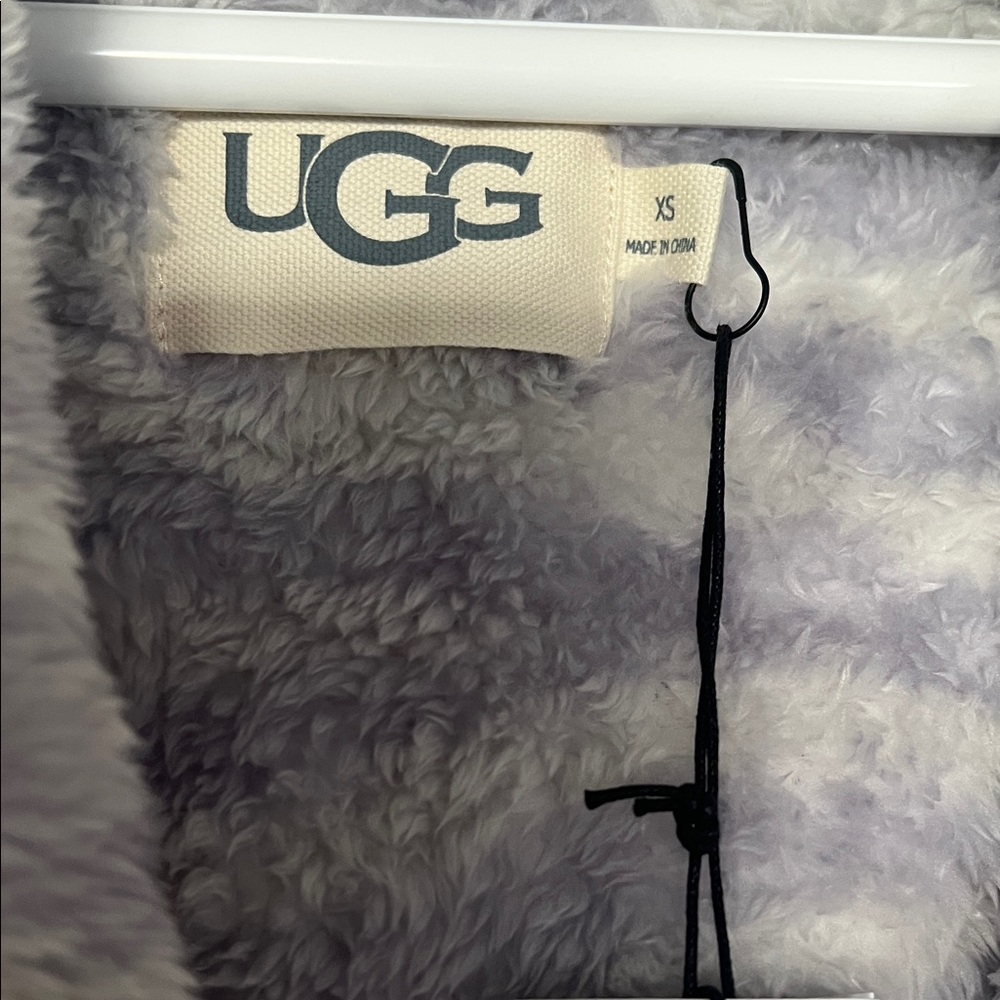 UGG AARTI ROBE - Picture 2 of 6